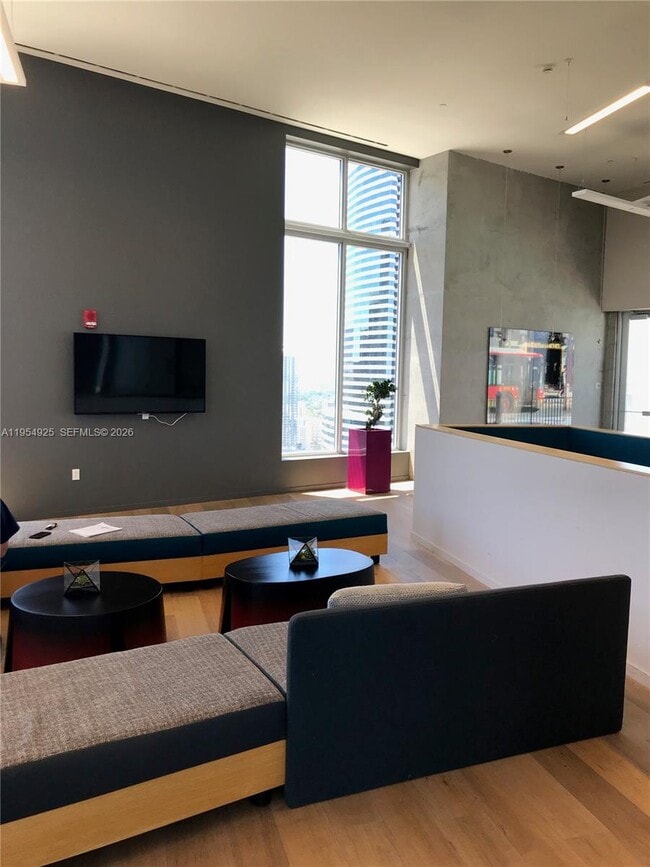 Building Photo - 151 SE 1st St