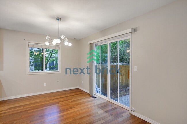 Building Photo - 4 Bed, 2.5 Bath | Spacious 2,460 Sq. Ft. Sammamish Home in a Top-Tier School District with Parks ...