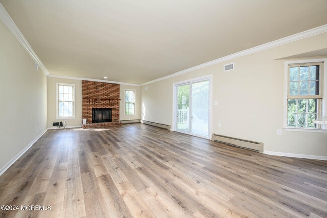 Building Photo - 8 Brandywine Dr