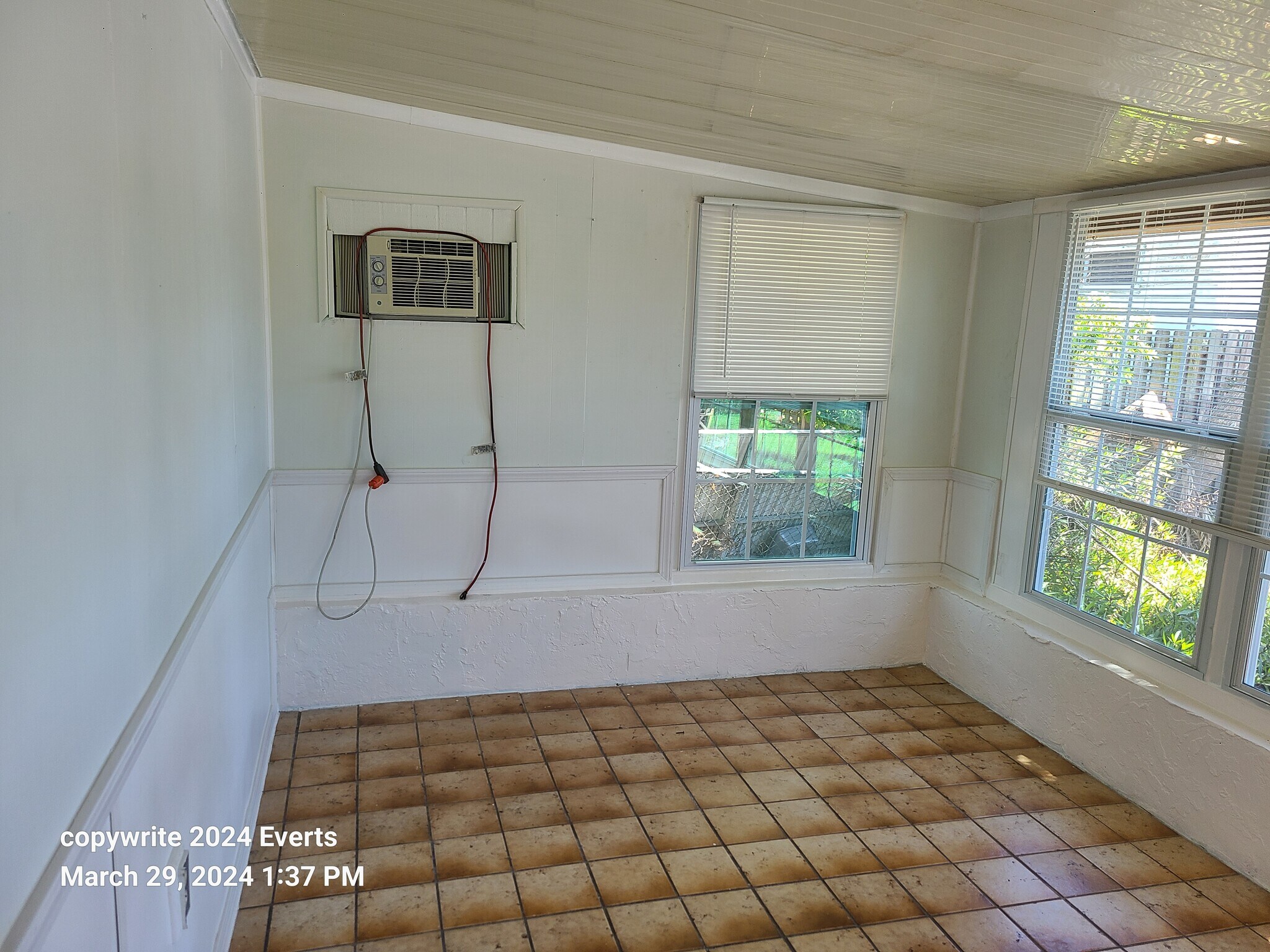Building Photo - 13972 W Ozello Trl