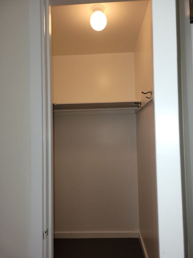Building Photo - Affordable Studio Apartments in Los Alamos...