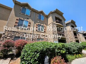 Building Photo - Reduced Price~Pet Friendly Condo