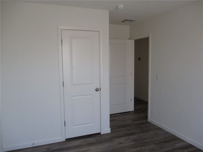 Building Photo - 2400 Granite Cir