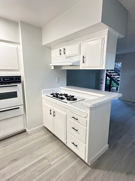 Building Photo - 7255 Jordan