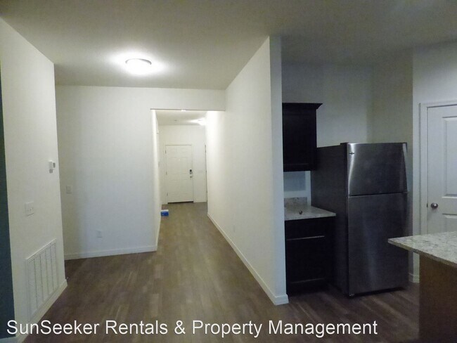 Building Photo - 3 br, 2 bath House - 20228 W Mesquite Dr