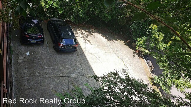 Building Photo - 2 br, 1 bath House - 1131 30th Street S #4
