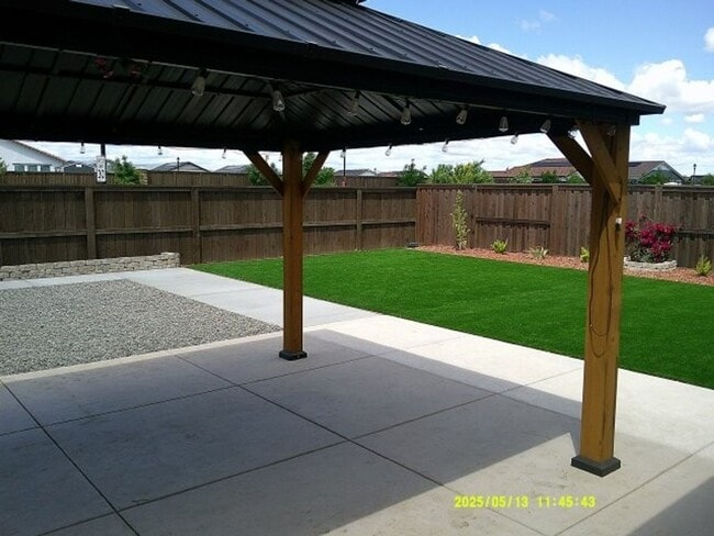 Building Photo - 670 Wisteria Ln