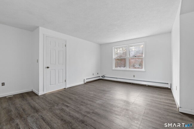 Building Photo - 45 Luchon Rd