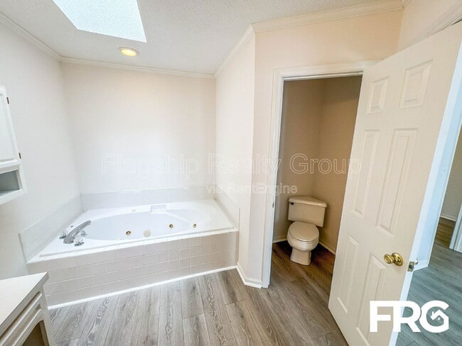 Building Photo - 3908 Sterling Pointe Dr