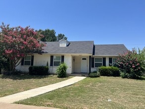 Building Photo - 5229 Goodman Dr