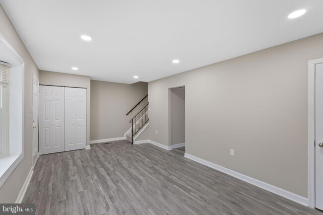 Building Photo - 18 W Orndorff Dr