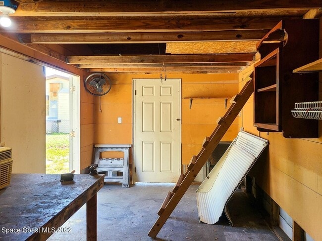 Building Photo - 1503 Licht St