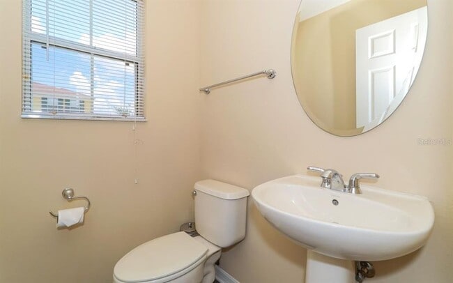 Building Photo - 7339 Black Walnut Way