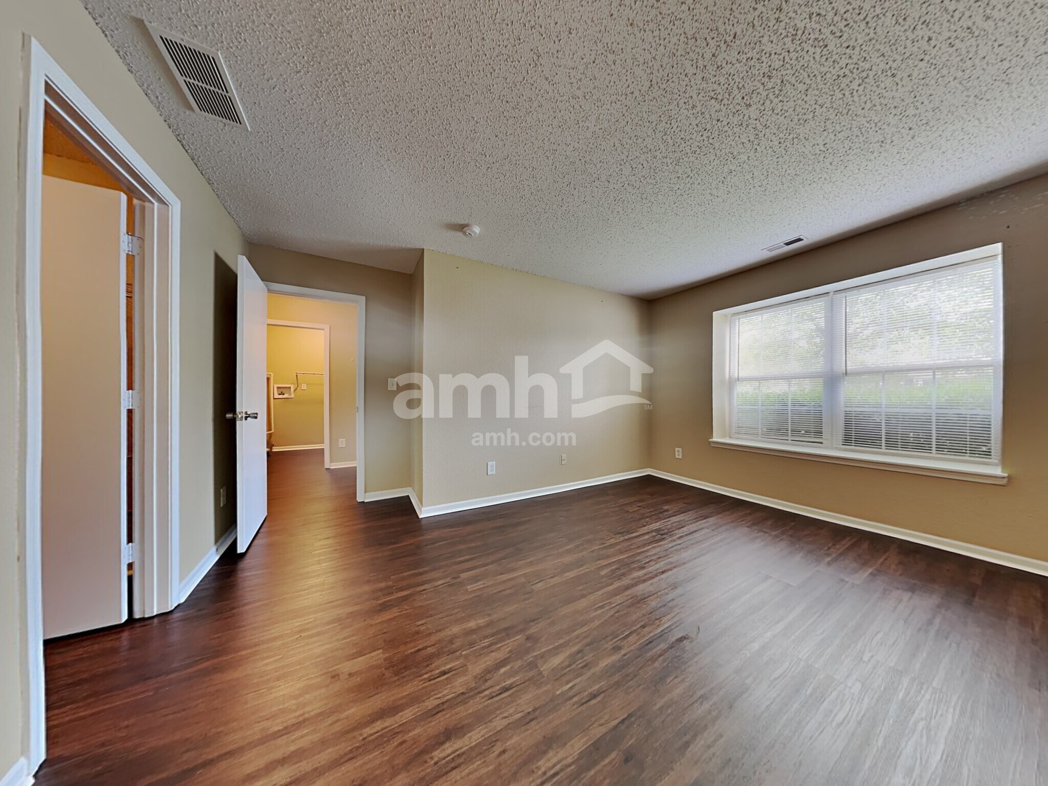 Building Photo - 8142 Whitaker Valley Blvd