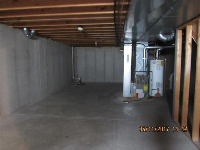 Building Photo - 1493 Schwarz Meadow Dr