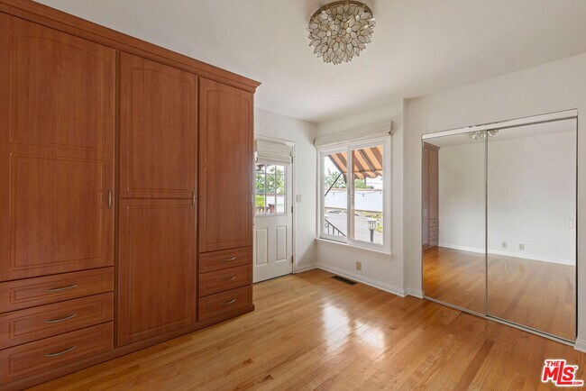 Building Photo - 1700 Morada Pl