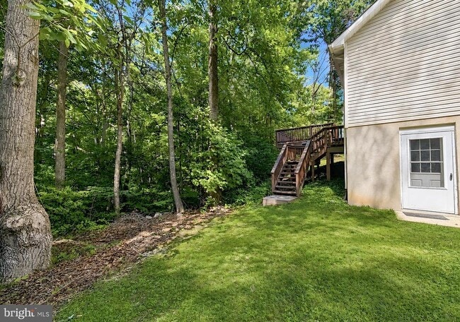 Building Photo - 8433 Sailboat Ln