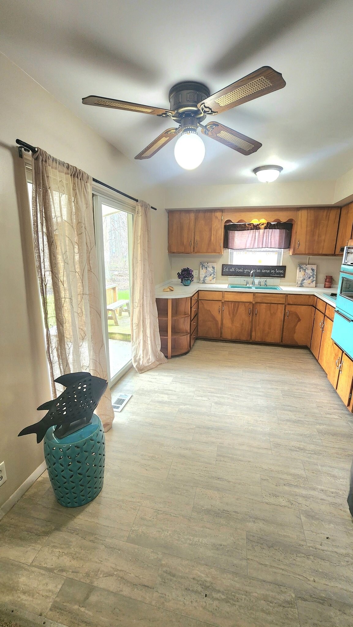 Building Photo - 1036 Forest Ave