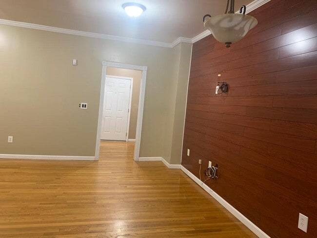 Livingrm - 9032 138th Pl