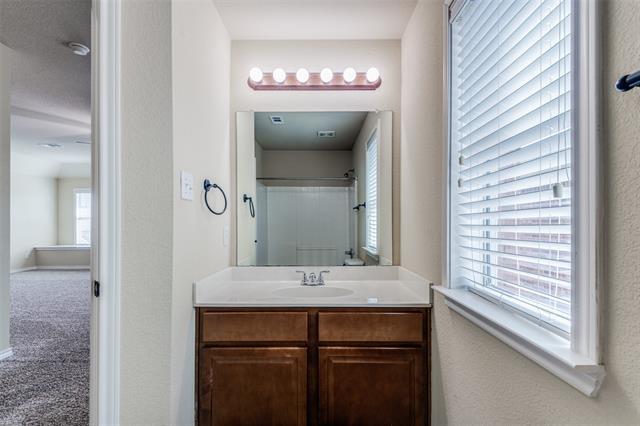 Building Photo - 11233 Seguin Dr