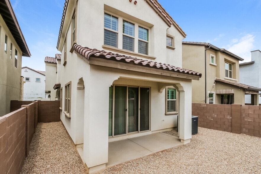 Building Photo - 1963 S Follett Way