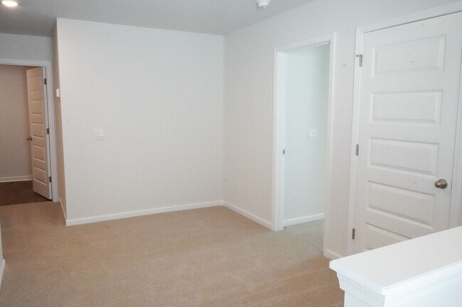 Building Photo - Available Soon!