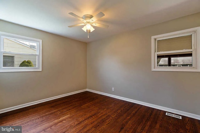 Building Photo - 304 Browning Ln