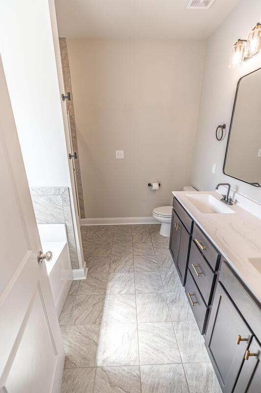 Building Photo - 151 Titleist Ct