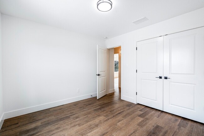 Building Photo - 1521 S Rusk Ave