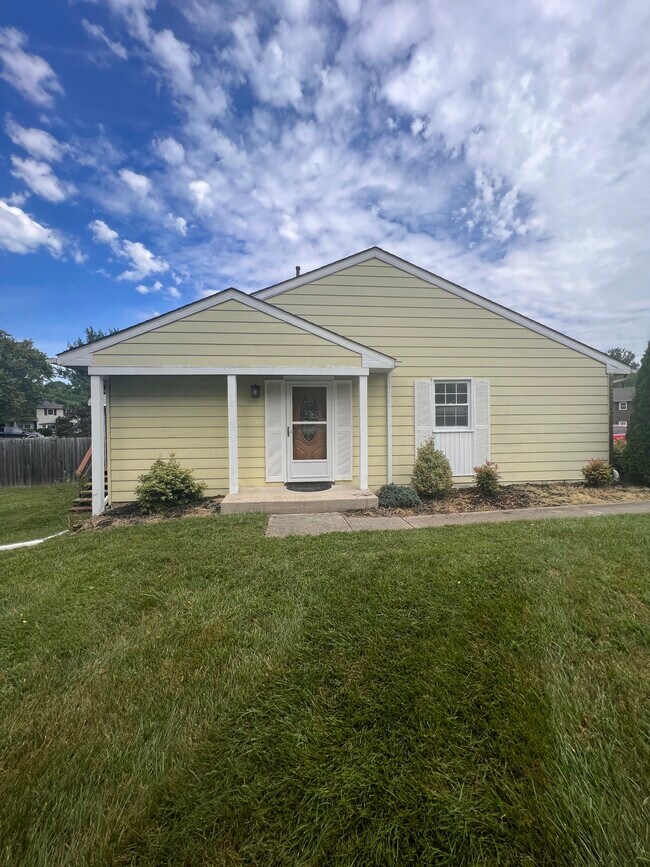 Building Photo - 536 Millshire Dr