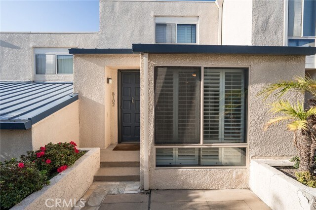 Building Photo - 7301 Vista Del Mar