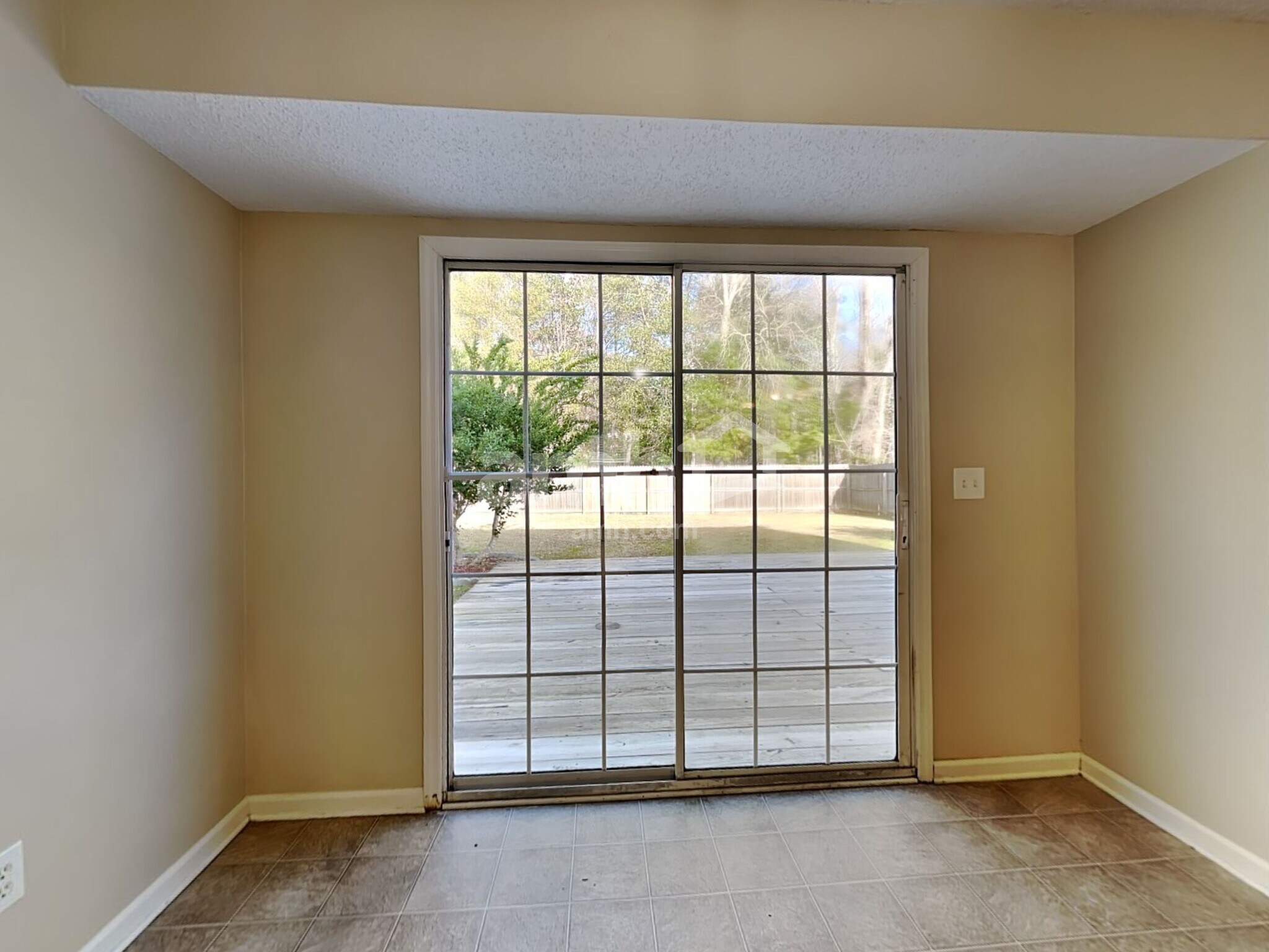 Building Photo - 228 Eagle Ridge Rd