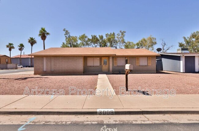 Building Photo - 3009 E Caballero St