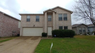 Building Photo - Location....Location....Location....section 8