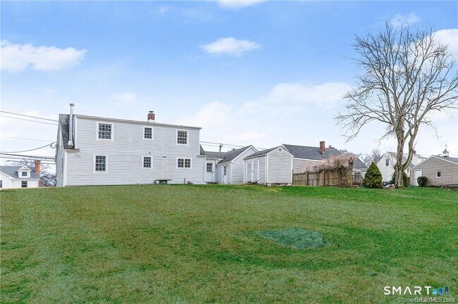 Building Photo - 608 Stillson Rd