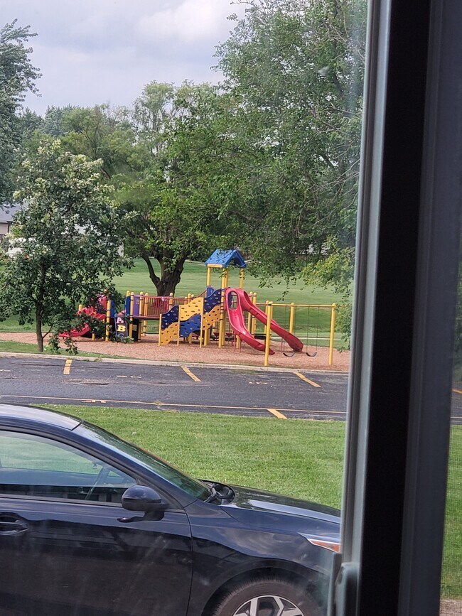 Take a walk to the park - 1023 Shagbark Ct