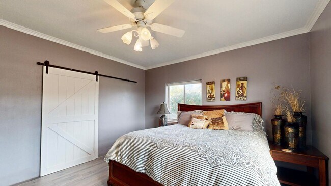 Building Photo - Move in Special Luxury 4 bedroom 4.5 bathr...