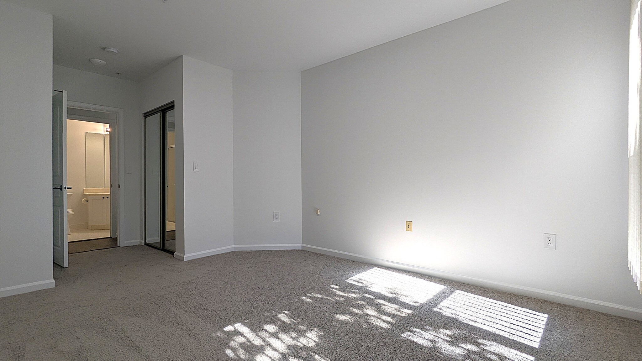 Building Photo - 12915 Alton Sq