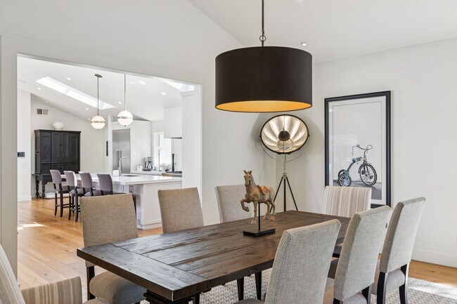 Building Photo - 760 Zinfandel Ln