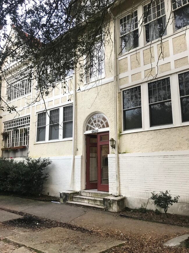 Building Photo - 4620 Saint Charles Ave
