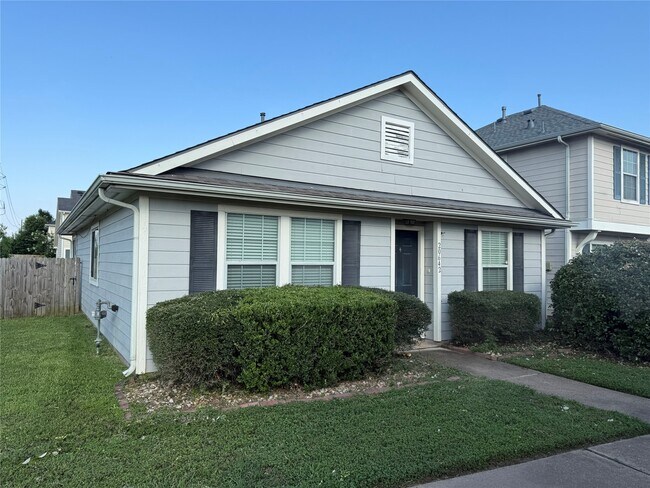 Building Photo - 20642 Patriot Park Ln