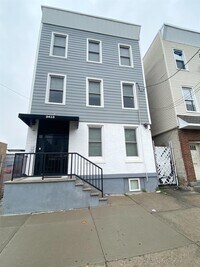 Building Photo - 3413 John F. Kennedy Blvd