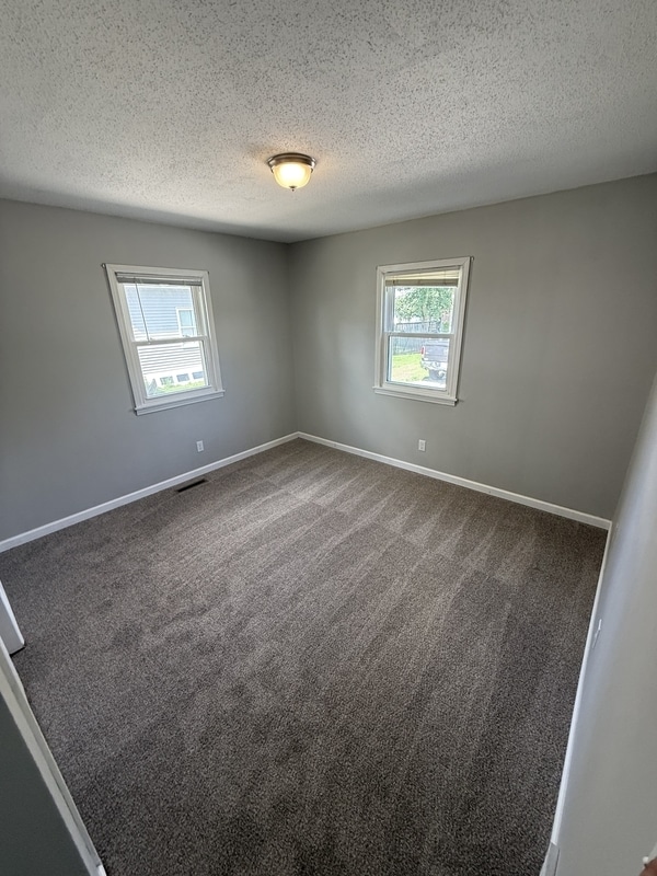 Building Photo - 3506 S Duff Ave