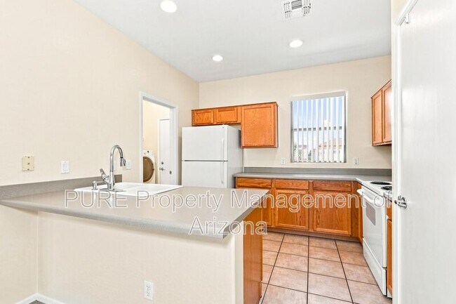Building Photo - 2807 E Morenci Rd