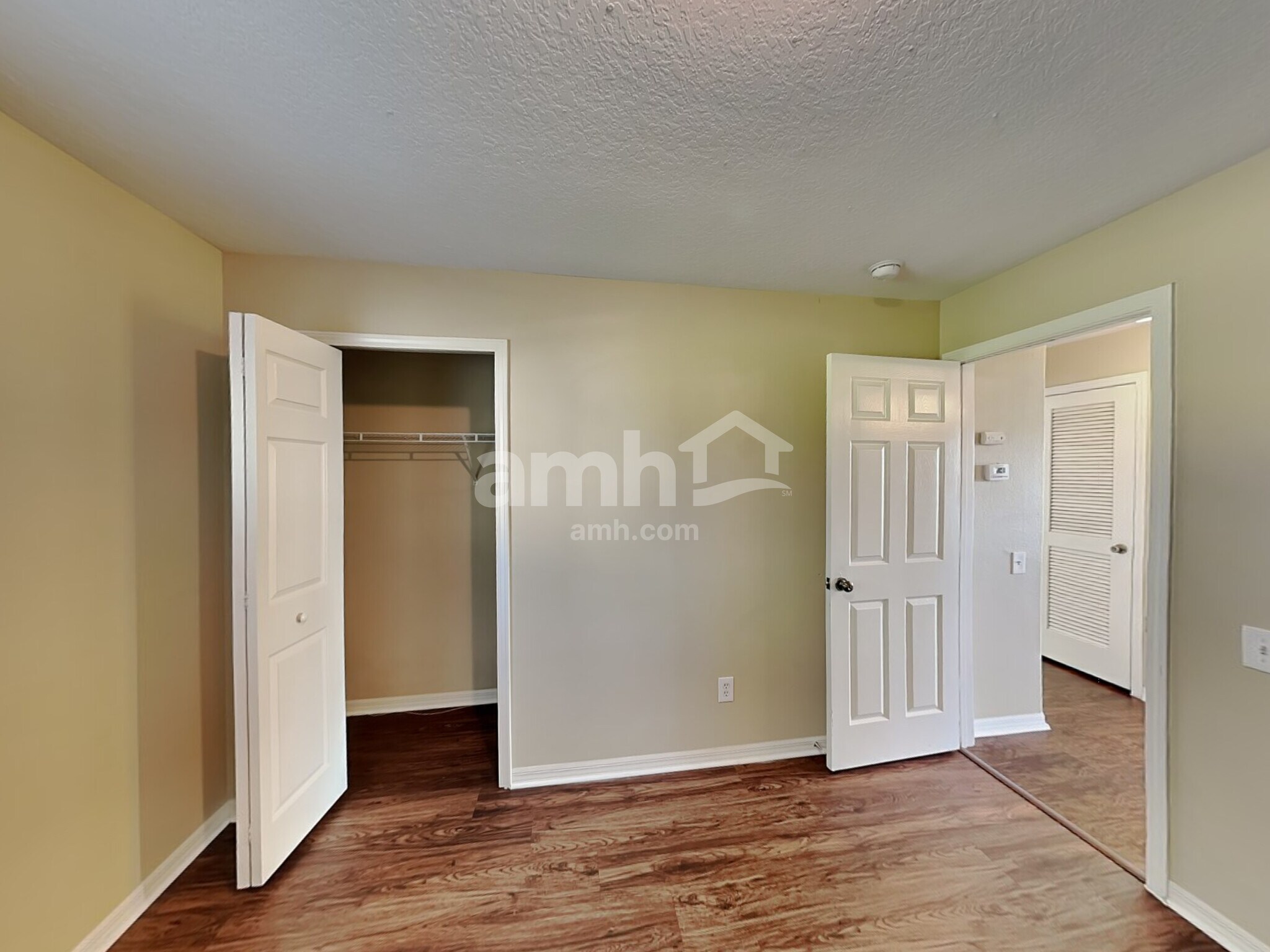 Building Photo - 6624 Clair Shore Dr
