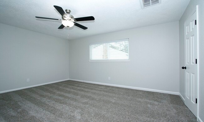 Building Photo - 25607 Pecan Valley Cir