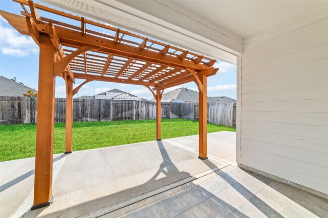 Building Photo - 5502 Creekside Ridge Trail