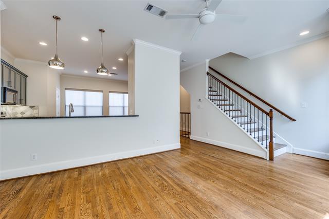 Building Photo - 4717 McKinney Ave