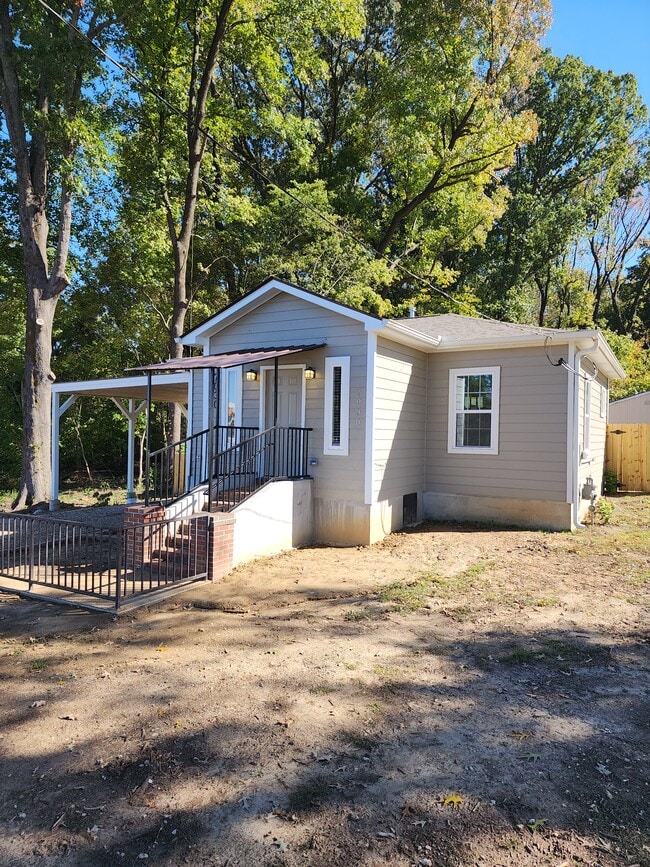 Building Photo - 7030 US-51