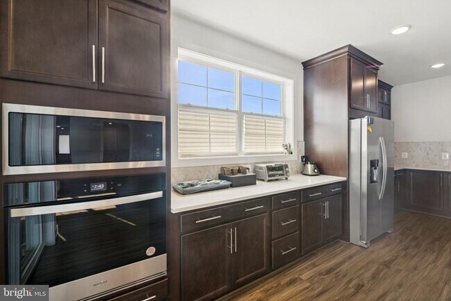 Building Photo - 42051 Night Nurse Cir